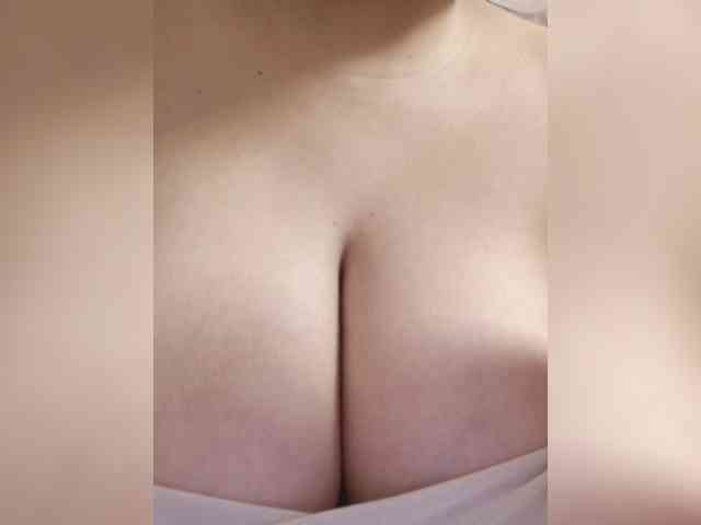 ExclusiveVIRGIN webcam