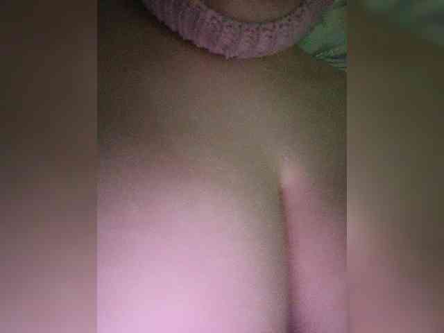 ExclusiveVIRGIN webcam
