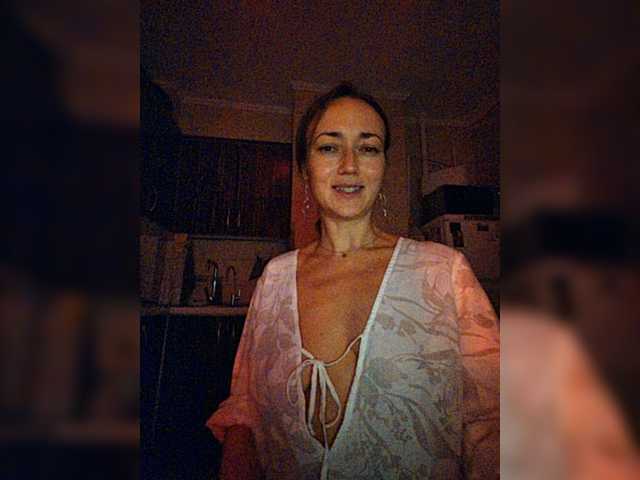 betruetoyourheart live cam on BongaCams