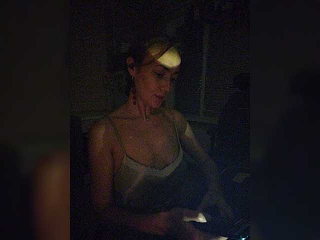 betruetoyourheart live cam on BongaCams