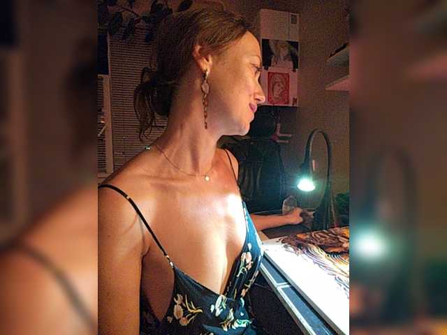 betruetoyourheart live cam on BongaCams