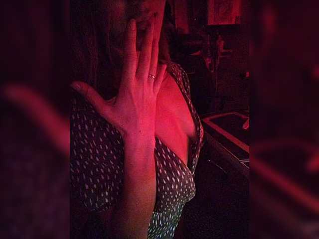 betruetoyourheart live cam on BongaCams