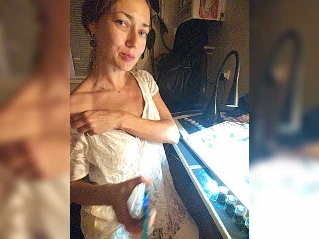 betruetoyourheart live cam on BongaCams