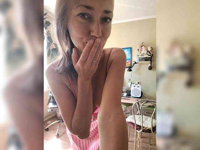 betruetoyourheart webcam
