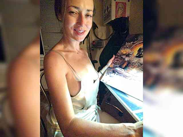betruetoyourheart webcam