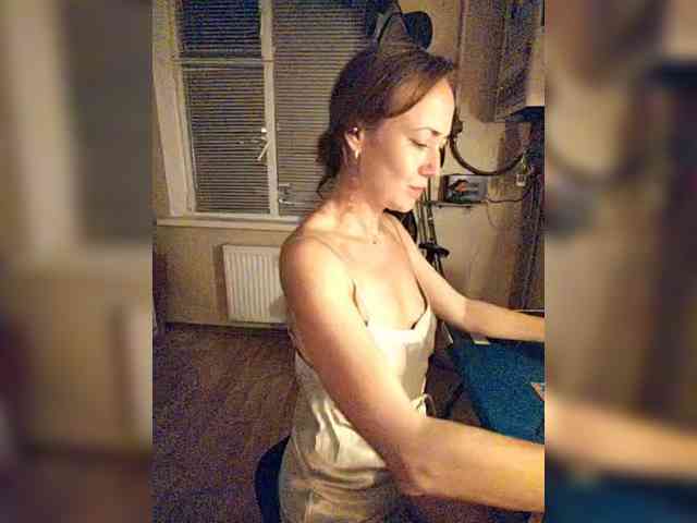 Модель: betruetoyourheart