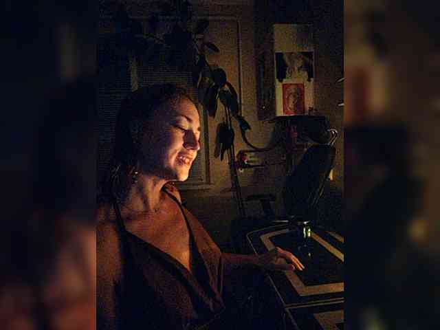 betruetoyourheart webcam