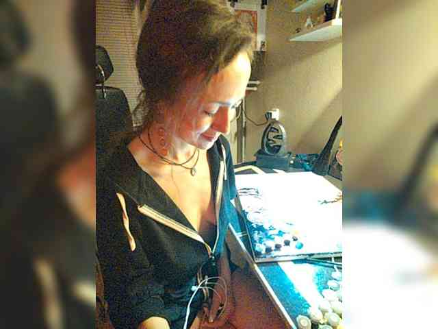 betruetoyourheart webcam