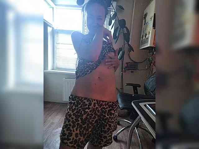 betruetoyourheart webcam