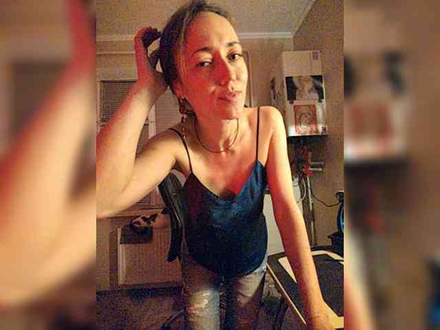 betruetoyourheart webcam