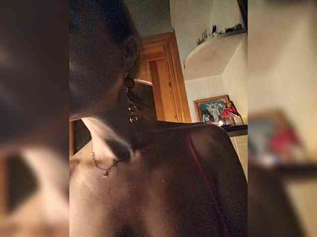 betruetoyourheart webcam