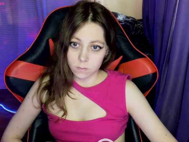 Natural-babe666 live cam on BongaCams