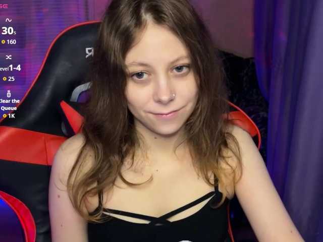 Natural-babe666 live cam on BongaCams