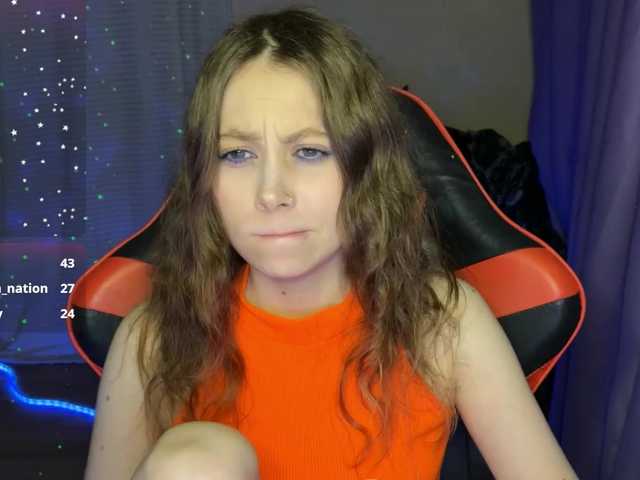 Natural-babe666 live cam