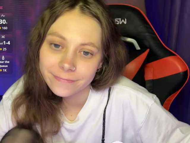 Natural-babe666 live cam on BongaCams