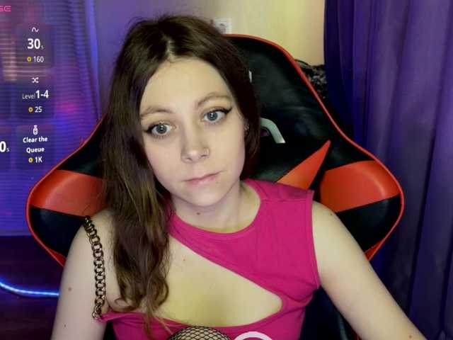 Natural-babe666 live cam on BongaCams