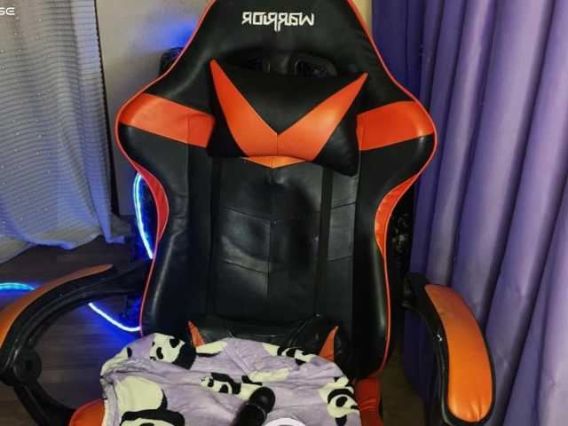 Natural-babe666's BongaCams show and profile