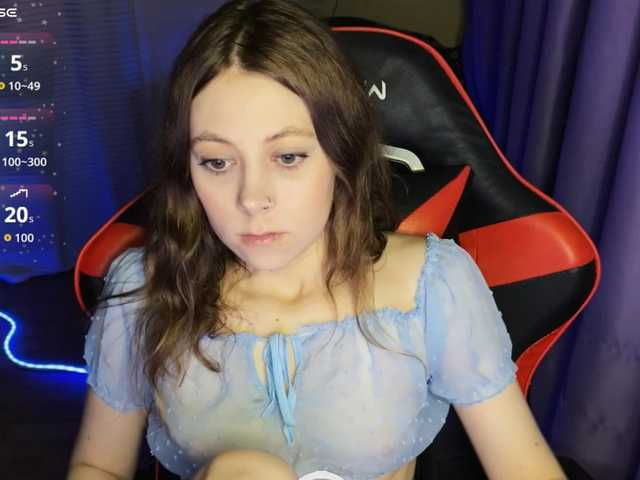 Natural-babe666's BongaCams show and profile