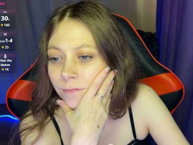 Natural-babe666 live cam on BongaCams