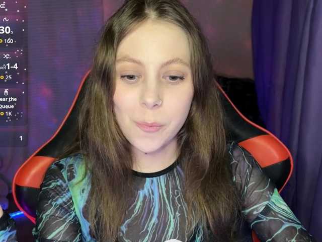 Natural-babe666 live cam on BongaCams
