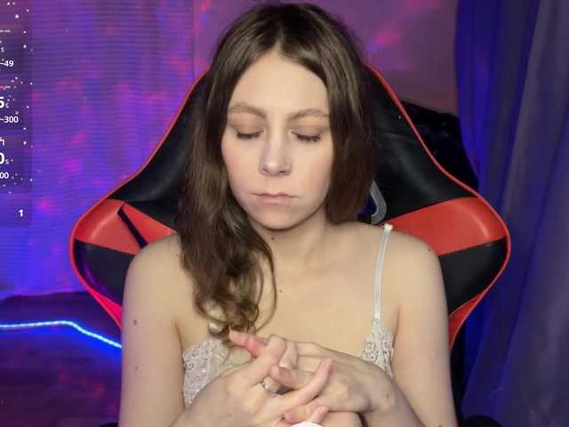 Natural-babe666 live cam on BongaCams