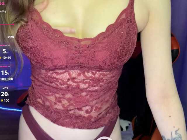 Natural-babe666 live cam