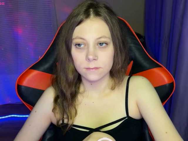 Natural-babe666 live cam on BongaCams