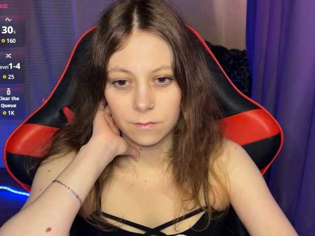 Natural-babe666 live cam on BongaCams