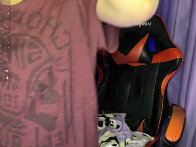 Natural-babe666 live cam on BongaCams