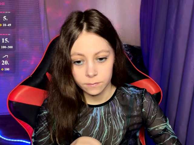 Natural-babe666 live cam on BongaCams