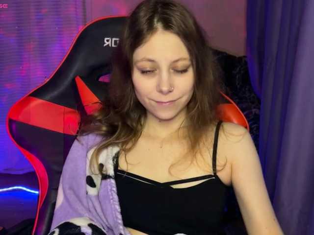 Natural-babe666 live cam on BongaCams