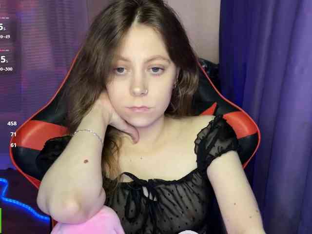Natural-babe666 webcam