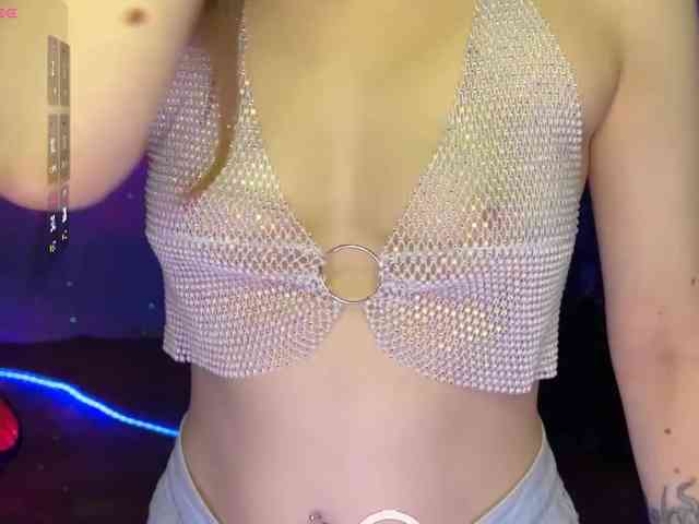 Natural-babe666 webcam