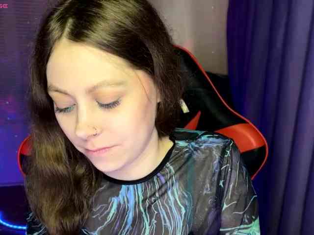 Natural-babe666 webcam