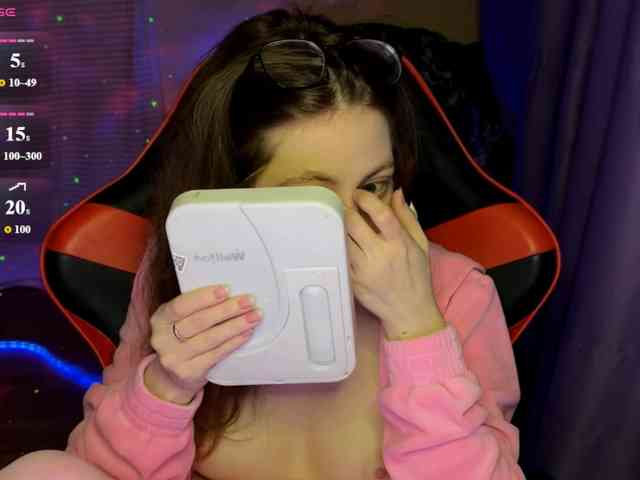 Natural-babe666 webcam