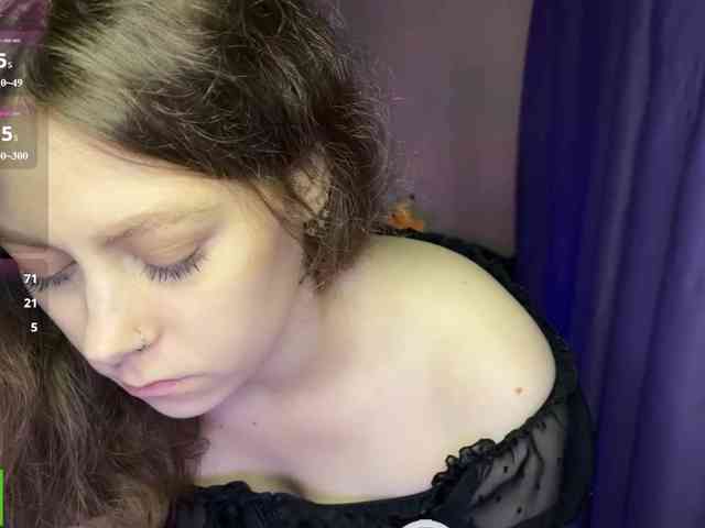 Natural-babe666 webcam