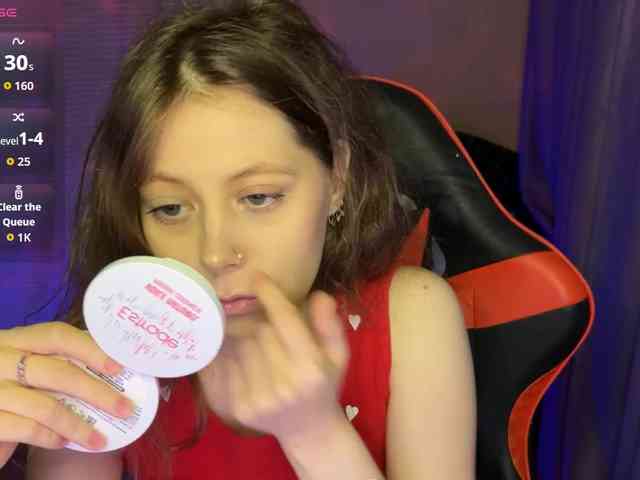 Natural-babe666 webcam