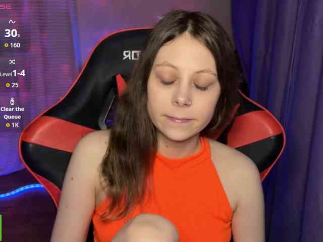 Natural-babe666 webcam
