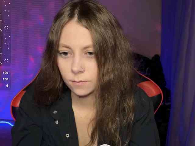 Natural-babe666 webcam
