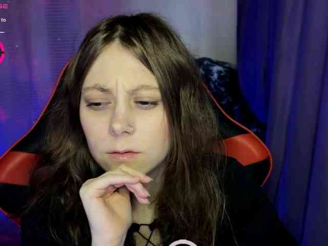 Natural-babe666 webcam