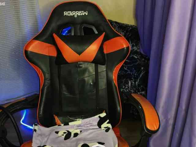 Natural-babe666 webcam