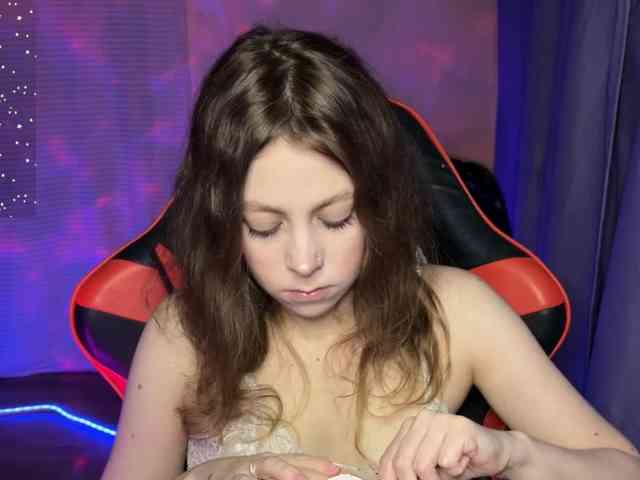 Natural-babe666 webcam
