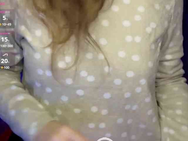 Natural-babe666 webcam