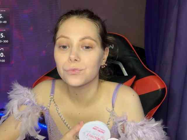 Natural-babe666 webcam