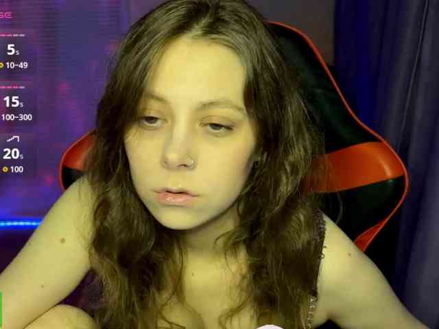 Natural-babe666 webcam