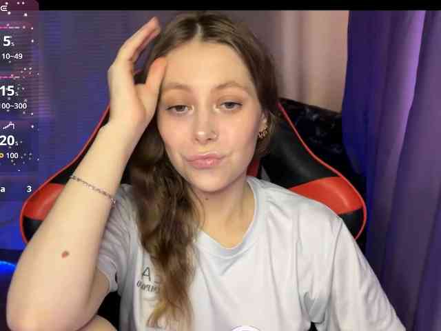 Natural-babe666 webcam
