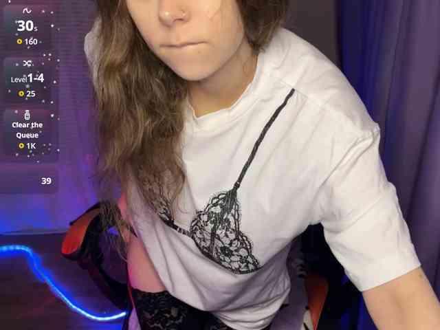 Natural-babe666 webcam