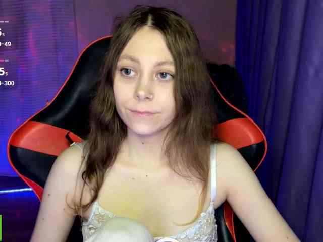 Natural-babe666 webcam