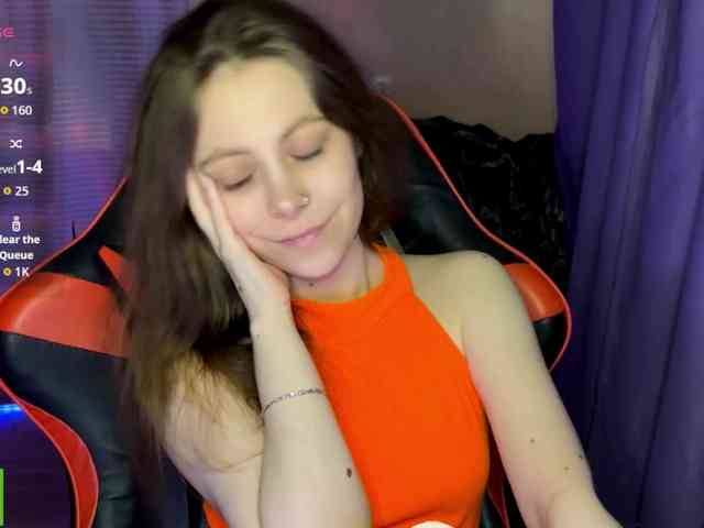 Natural-babe666 webcam