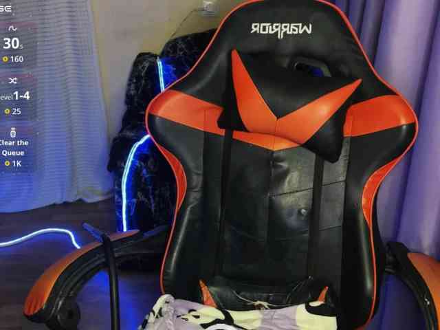 Natural-babe666 webcam